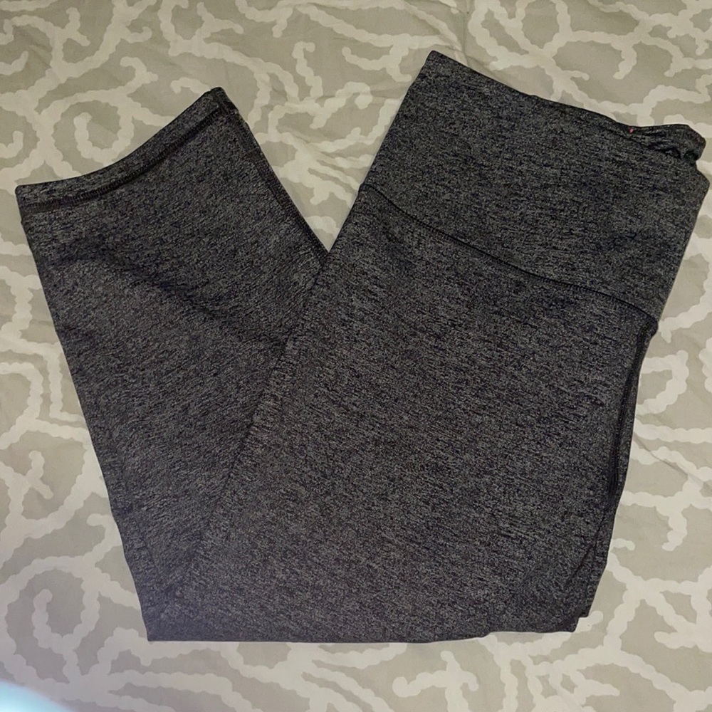 VSX Crop Leggings